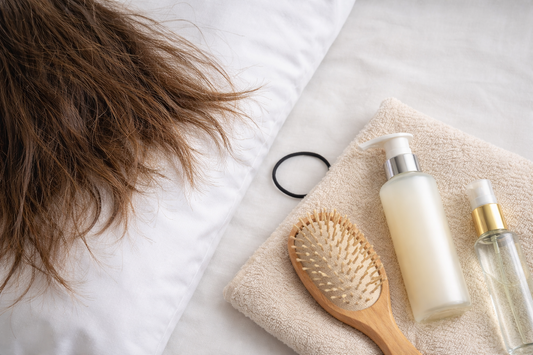 Pourquoi mes cheveux sont secs malgré mes soins ?