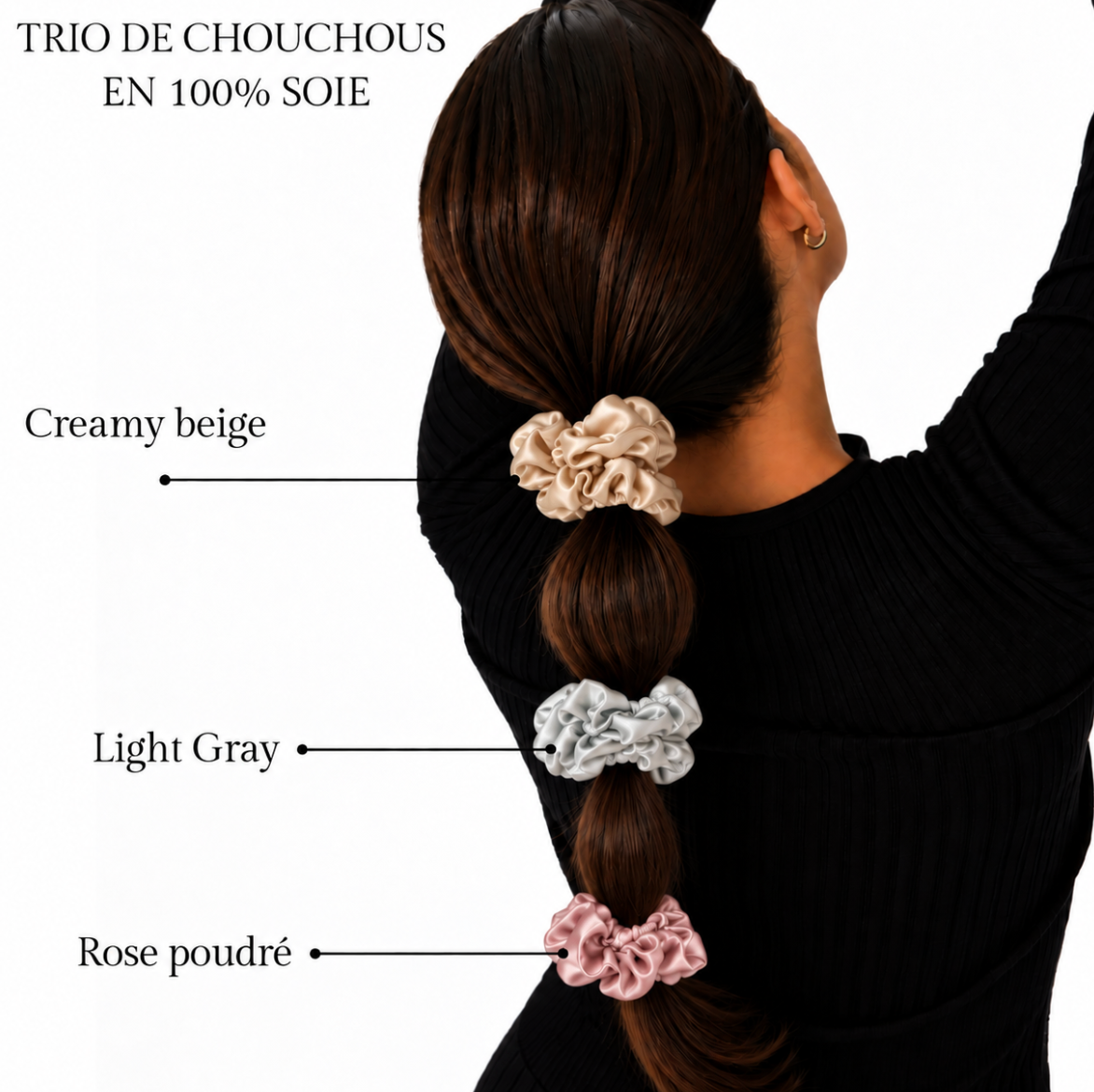 Cheveux attachés avec trois chouchous en soie : creamy beige, gris clair et rose poudré